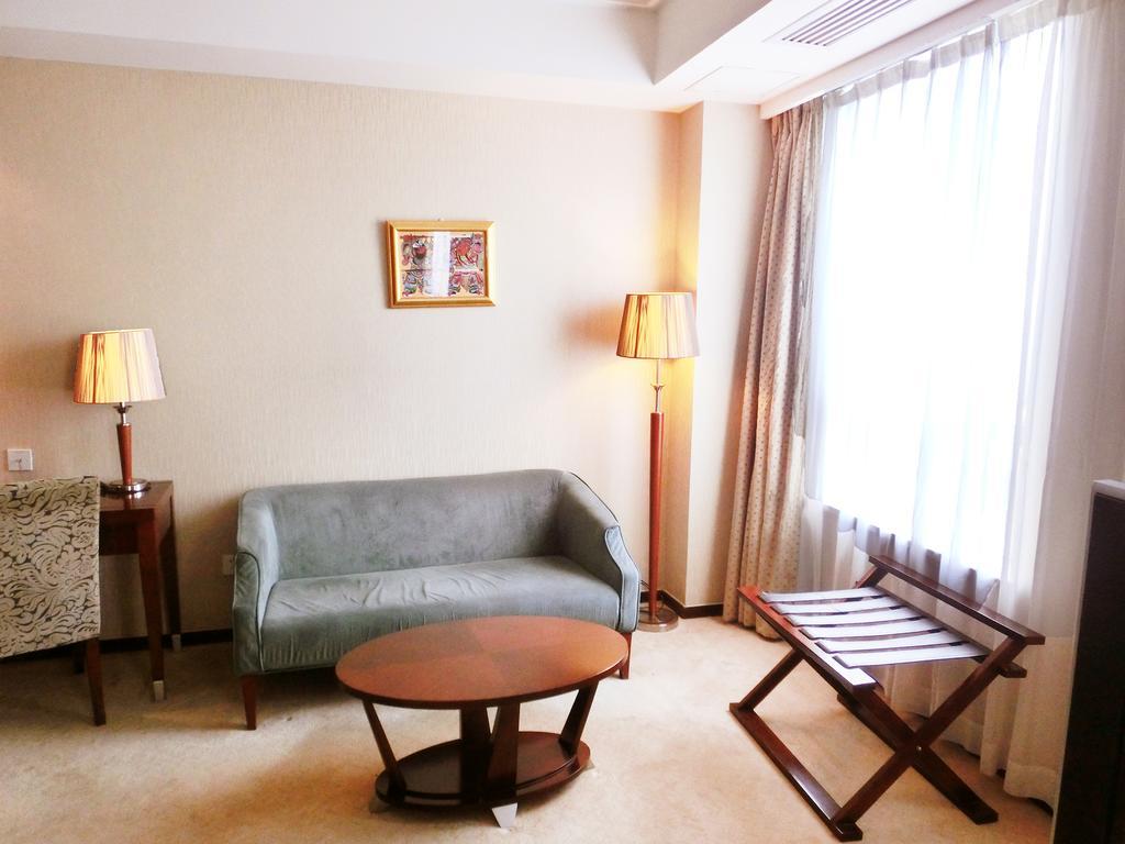 Ramada Shanghai Wujiaochang Pokoj fotografie